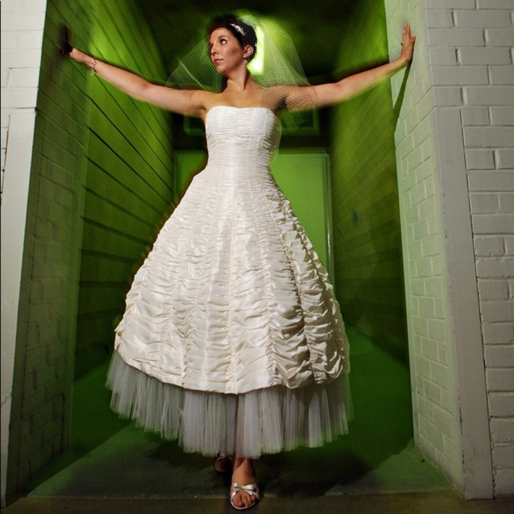 Diamond White Silk Taffeta Tea Length Wedding Gown